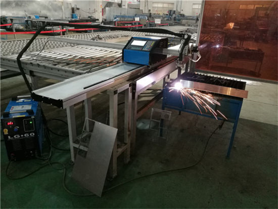 Չինաստանի արտադրող Computer Controlled CNC Plasma Cutter օգտագործման կտրված ալյումինե Stainless Steel / Iron / Metal