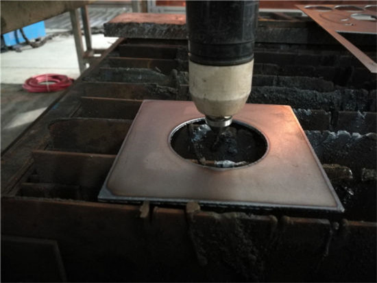CNC գործարանի մատակարարման պլազմա եւ բոցեղեն սեղանի կտրող մեքենա մետաղական ափսեի համար