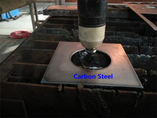 CNC պլազմա կտրող մեքենա, որն օգտագործվում է մետաղական ափսեների կտրման համար